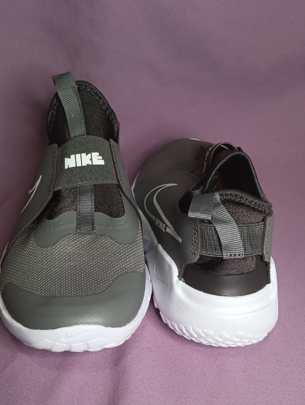Nike  Slip-On Sneakers in Dark Gray and White